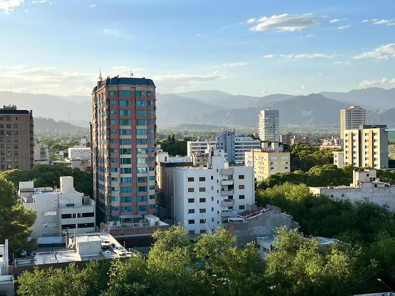 Foto de Departamento en Ciudad de Mendoza edificio Presidente calle España, imagen 3