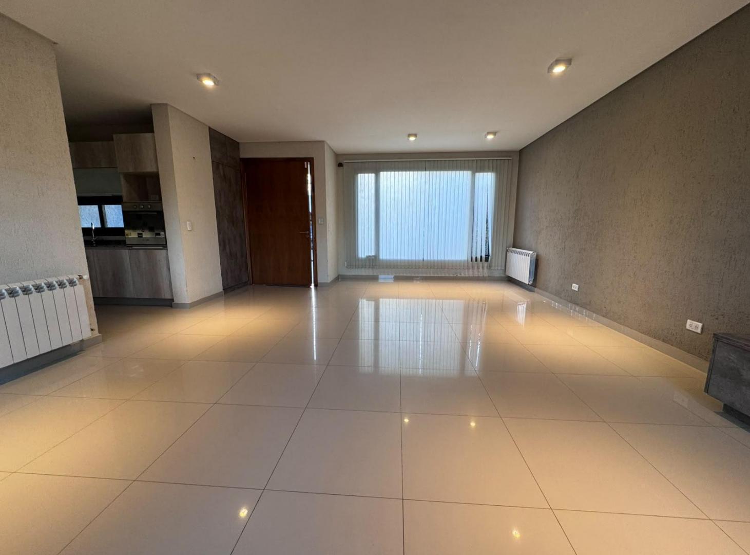 Foto de Alquiler Casa en Rincon de Drummond, imagen 3