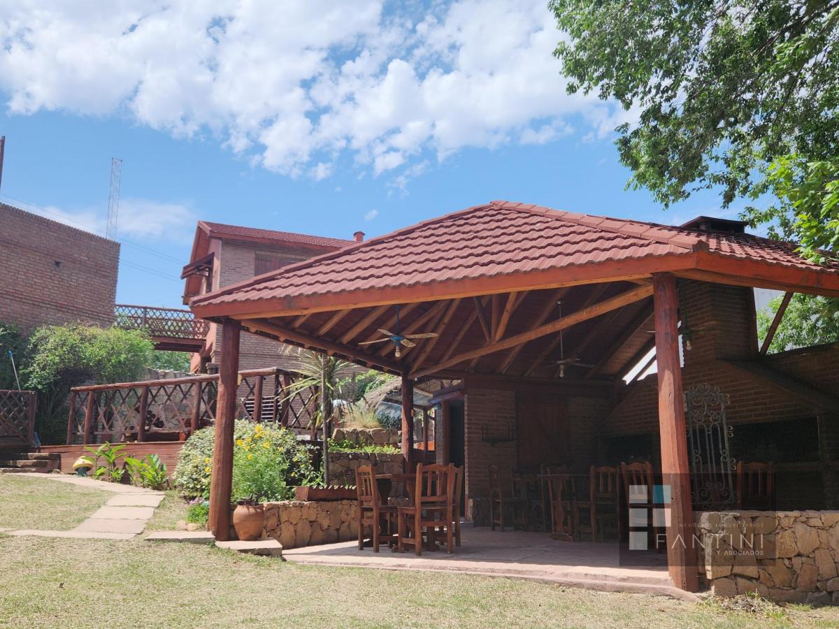 Venta Depto en Mina Clavero, Complejo Cerrado // Cocheras // Pileta // Locales 3