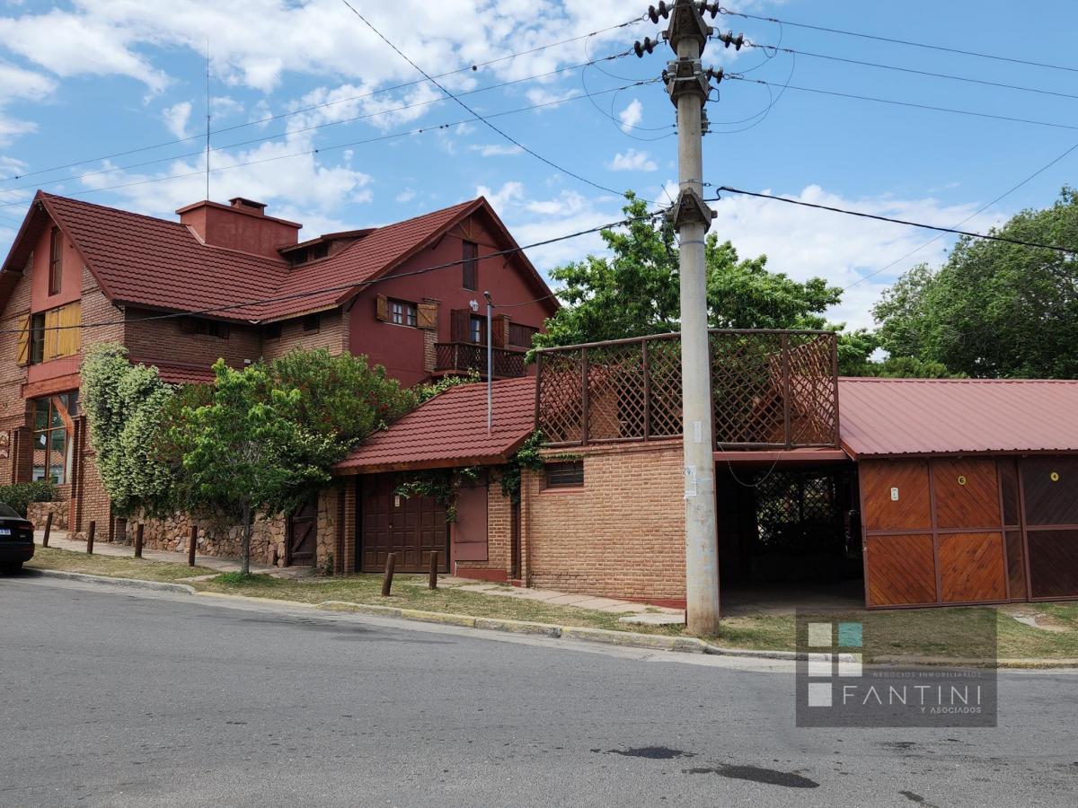 Venta Depto en Mina Clavero, Complejo Cerrado // Cocheras // Pileta // Locales 2