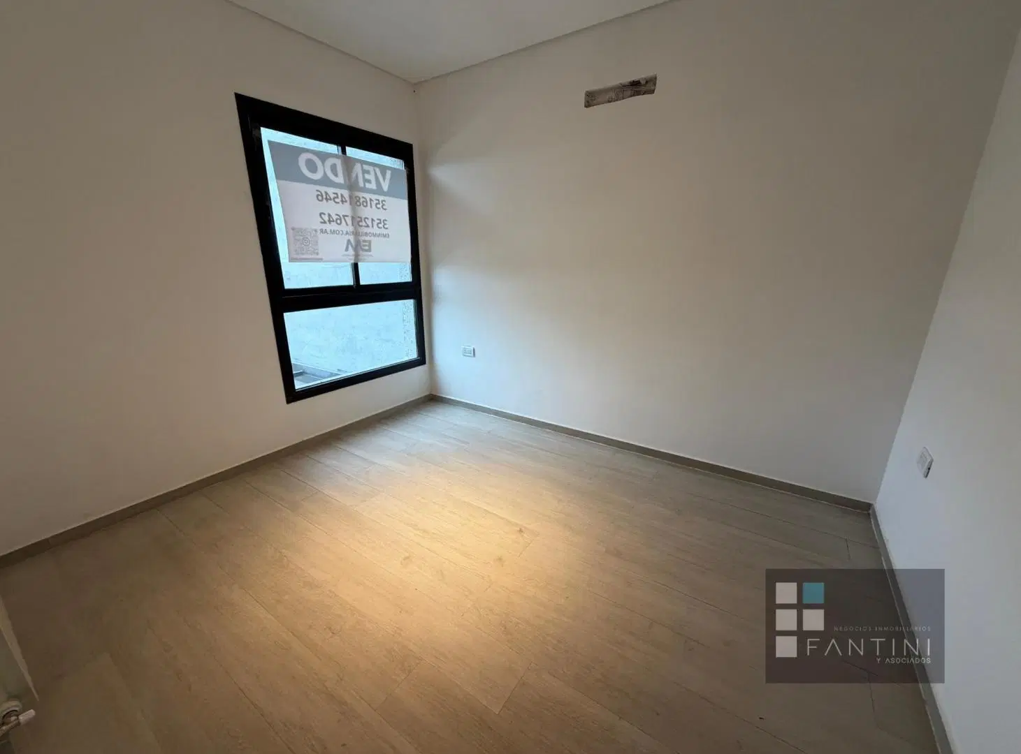 DUPLEX EN VENTA EN CUESTA DE MANATIALES 5