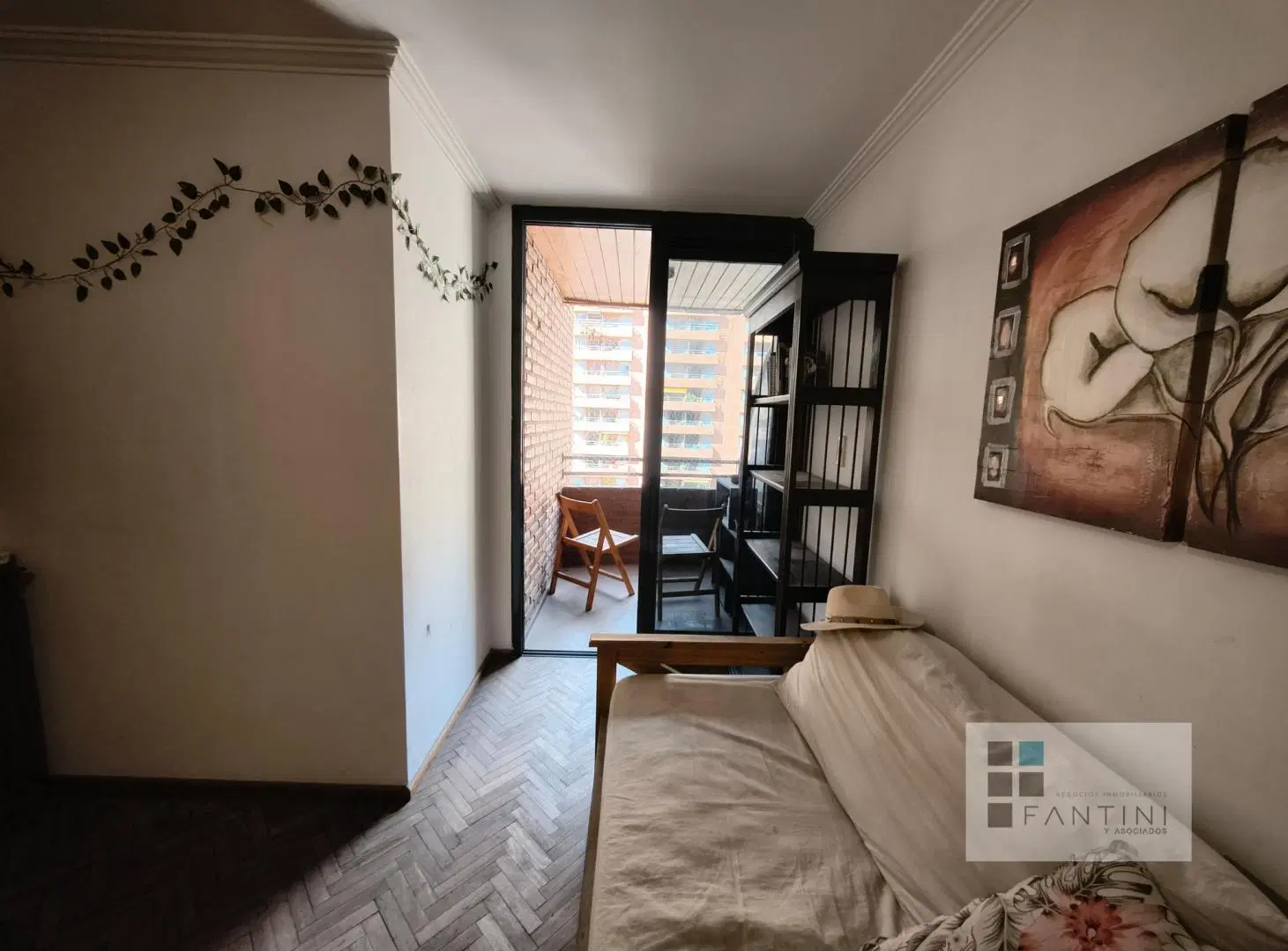 Alquiler Nueva Córdoba. 1 dormitorio con balcón. Obispo Salguero. UNC. Estudiantes. 5