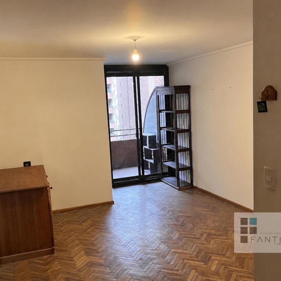 Foto de Alquiler Nueva Córdoba. 1 dormitorio con balcón. Obispo Salguero. UNC, imagen 3