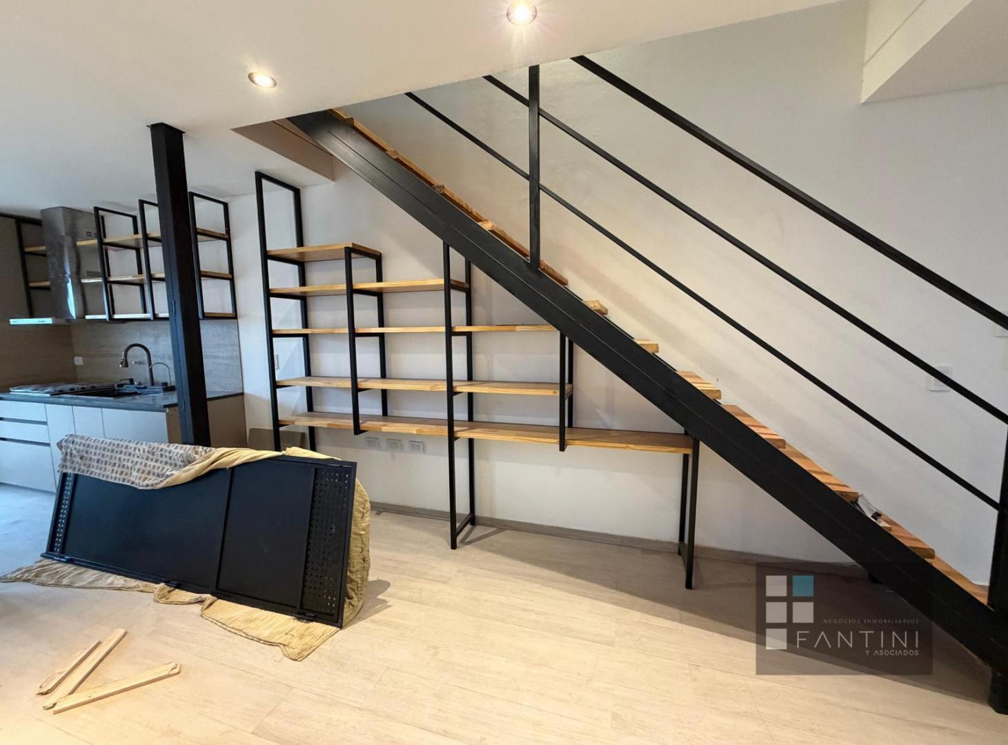 Foto de DUPLEX EN VENTA EN CUESTA DE MANATIALES. 2 DORM. 3 BAÑOS. COCHERA., imagen 4