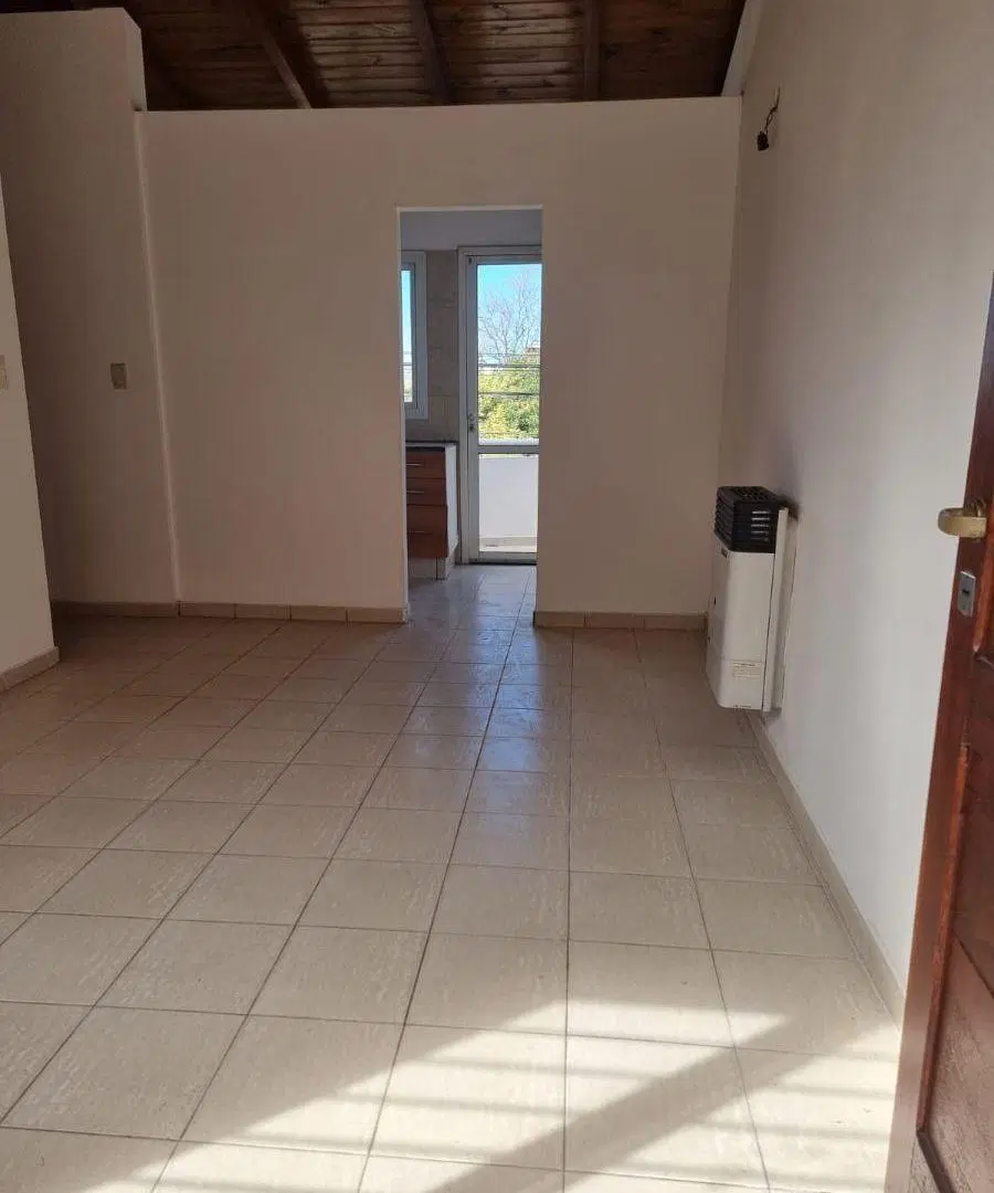 ALQUILER – B° Lomas de San Martín | Ceferino de la Lastra 449 2