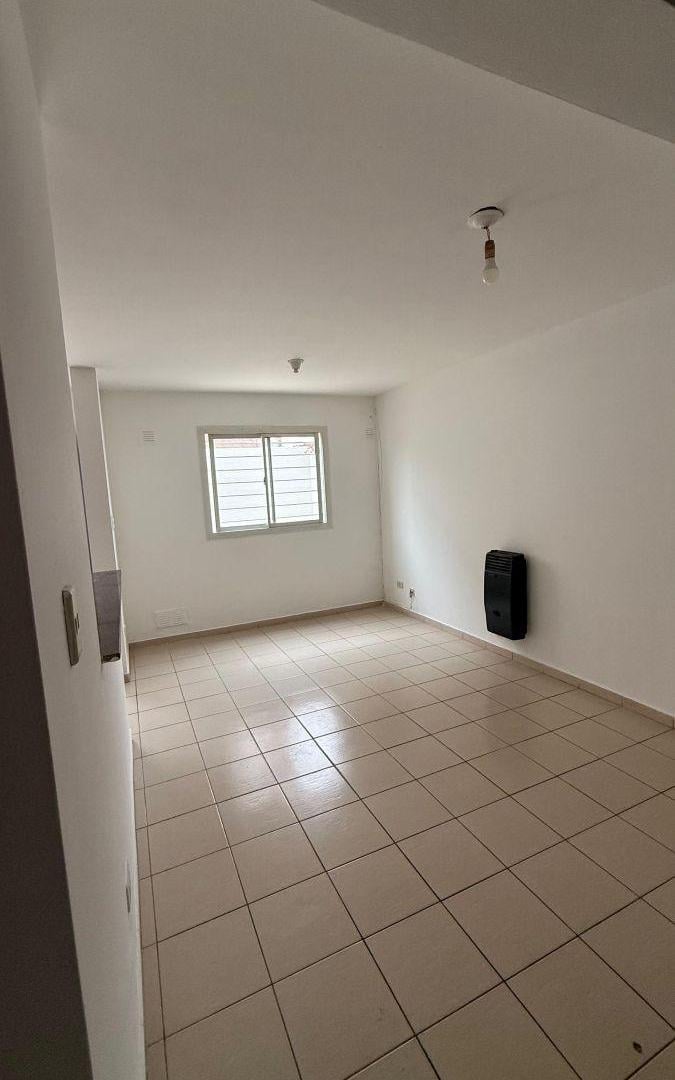 Foto de Depto en alquiler – Colombres 2739, imagen 1