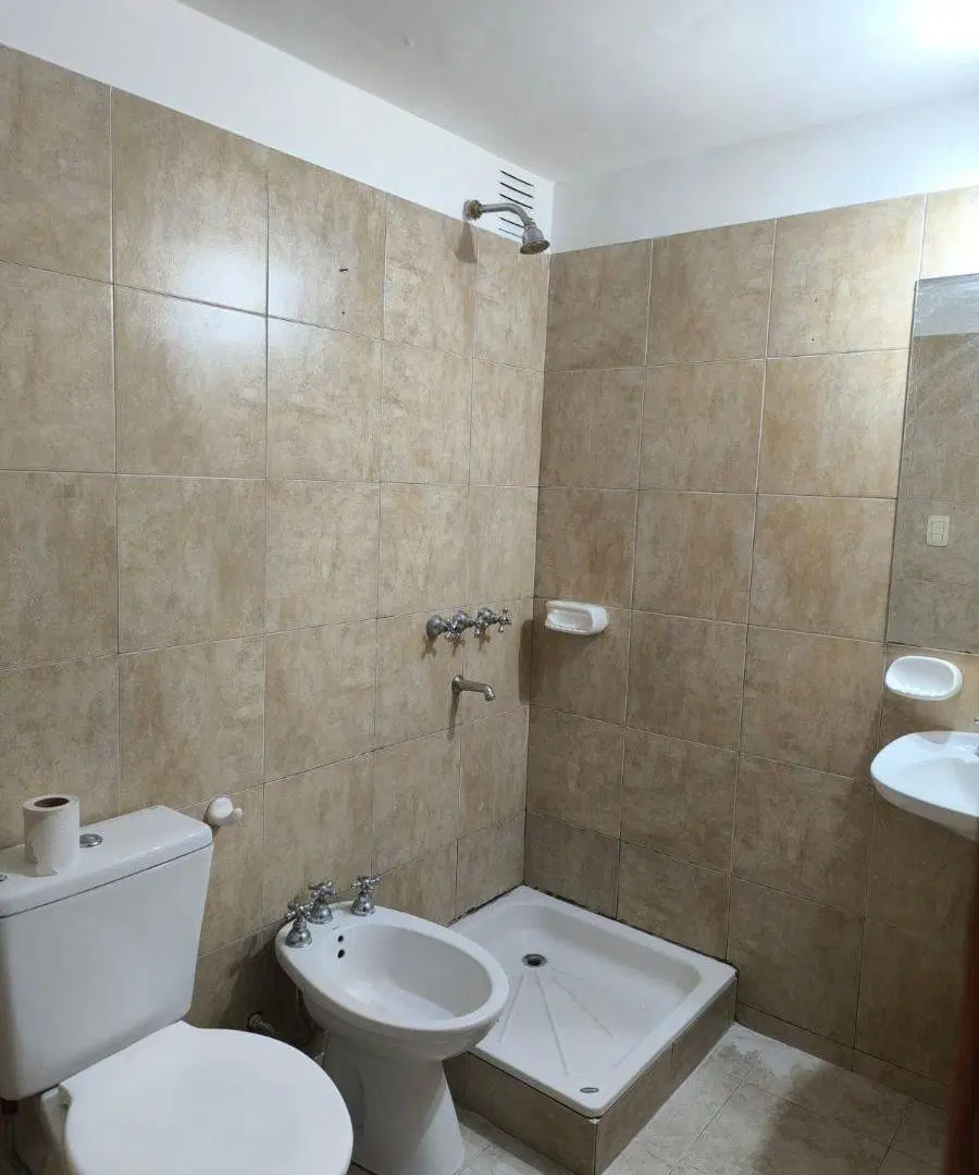 ALQUILER - DPTO 1 DORMITORIO - B° LOMAS DE SAN MARTIN 5