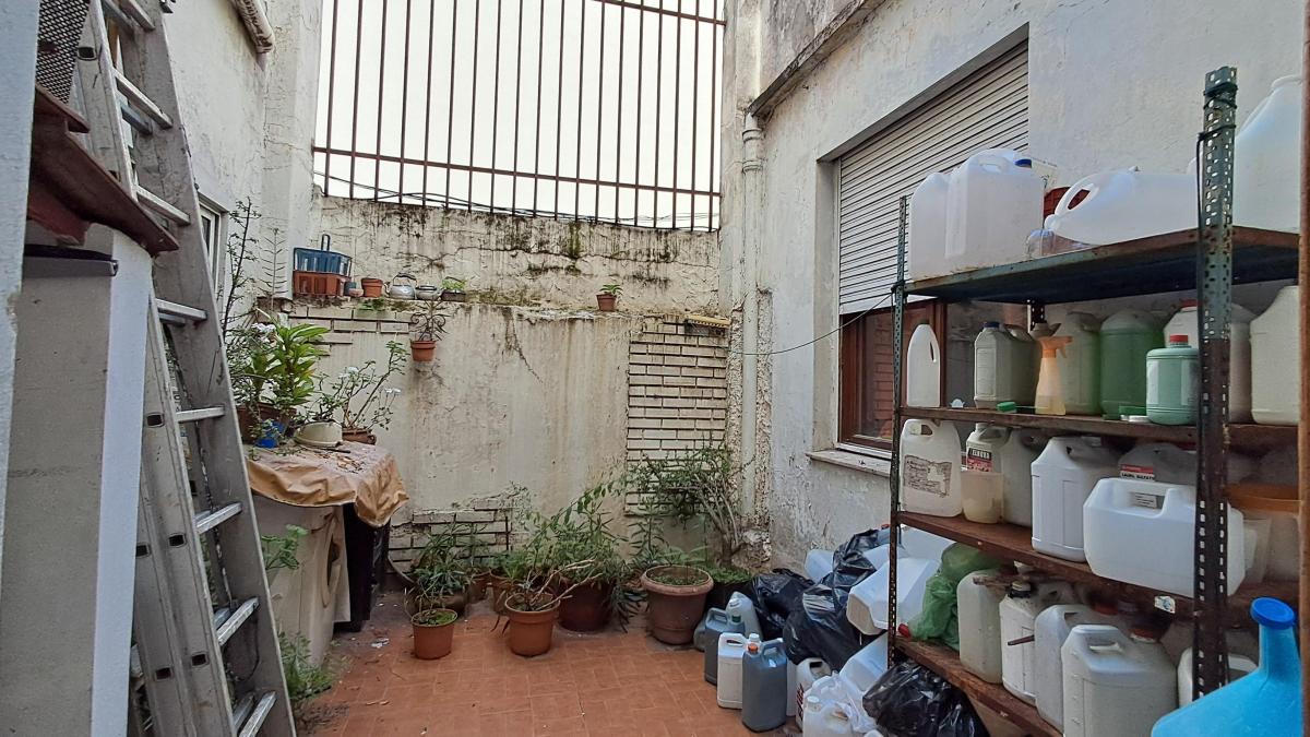 Venta 2 PH 1° y 2° Piso Terraza Patio 5 Amb + Consultorio Entrada Independiente 5