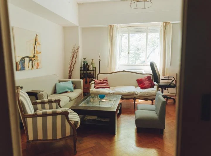 Departamento de 3 ambientes mas dependencia en excelente zona de Recoleta! 5