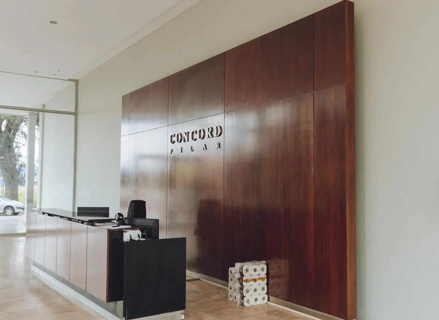 Oficina Comercial en Edificio Concord Pilar! 1