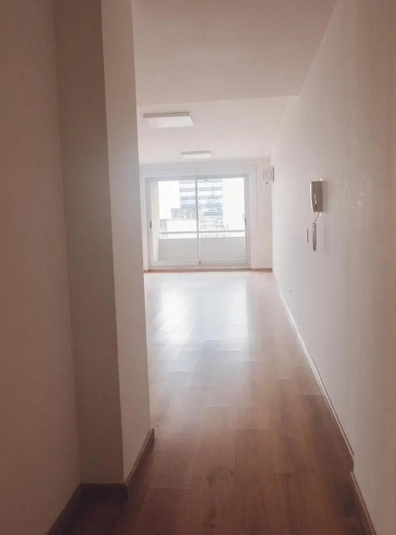 Muy lindo Monoambiente con balcon y cochera en edificio con amenities! 3