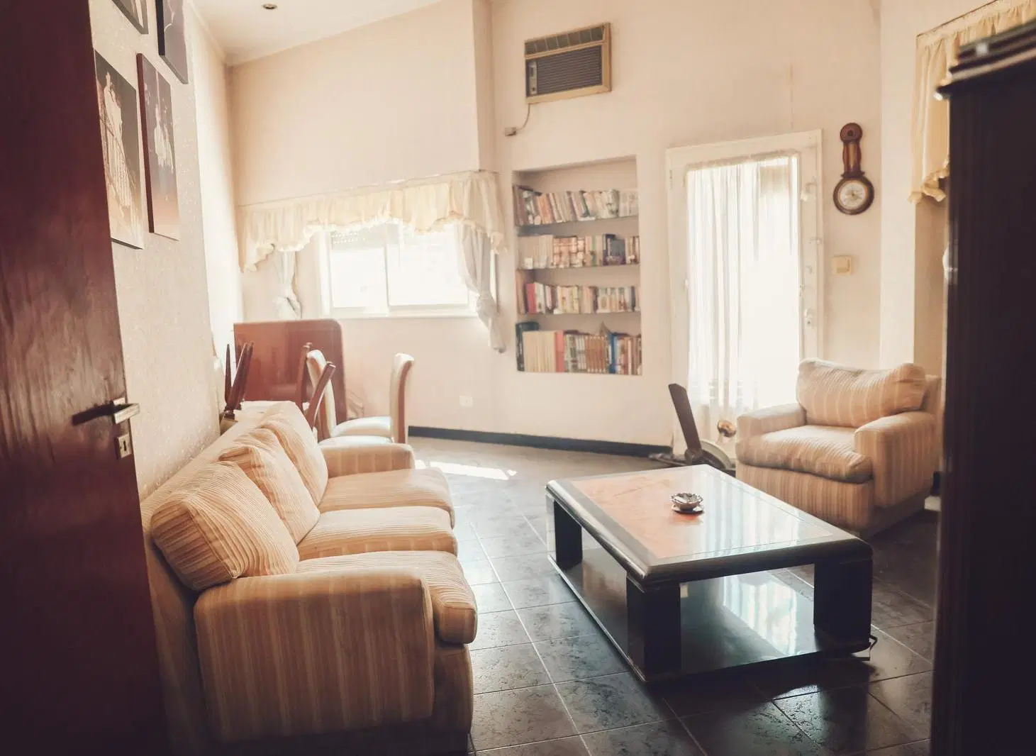 CASA EN  VENTA  DE 4 AMBIENTES TERRAZA COCHERA PARQUE CHACABUCO 3