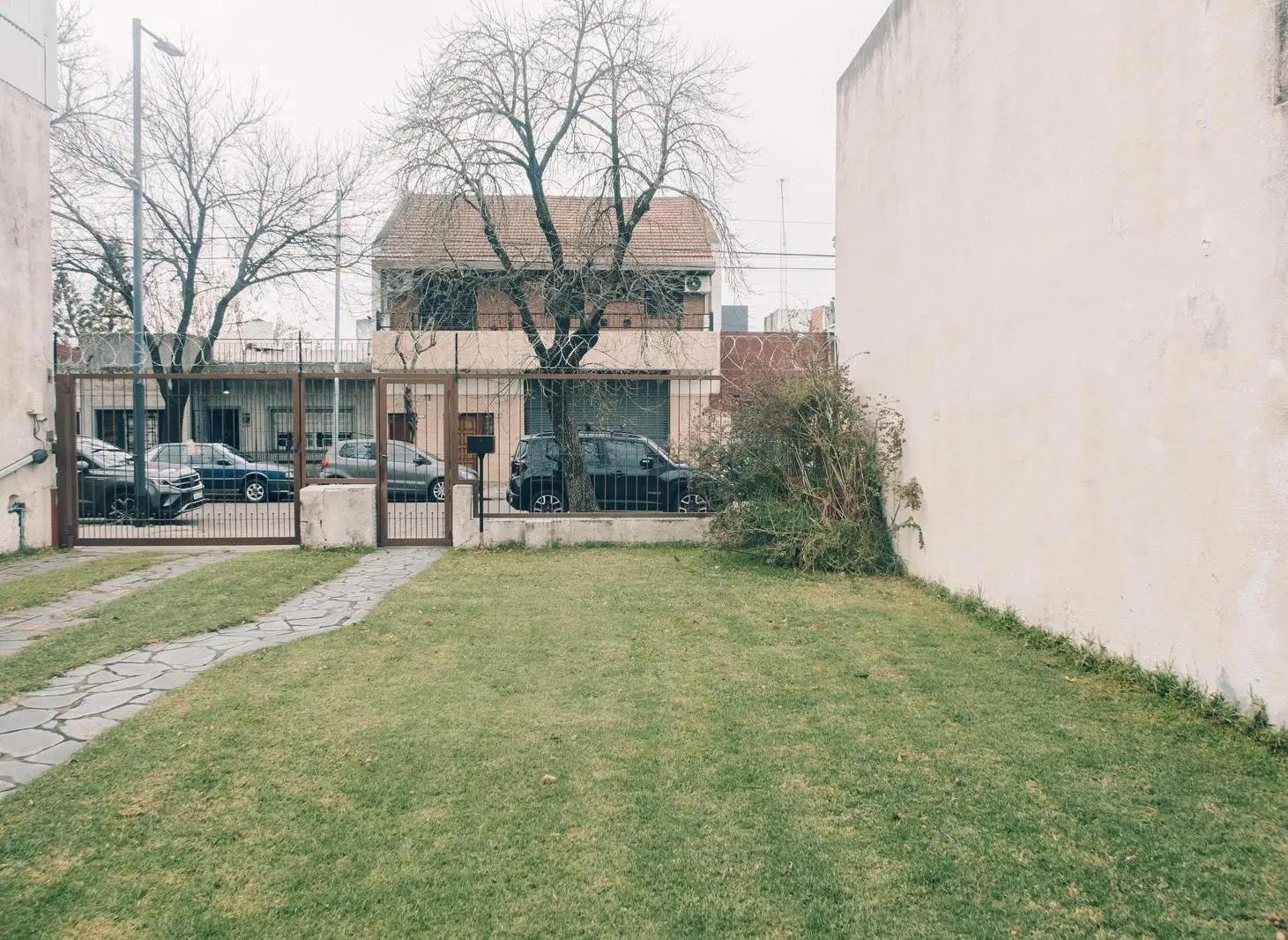 Gran Casa Clásica con Enorme Potencial en Villa Soldati!  Lote Propio de 390 m² 4