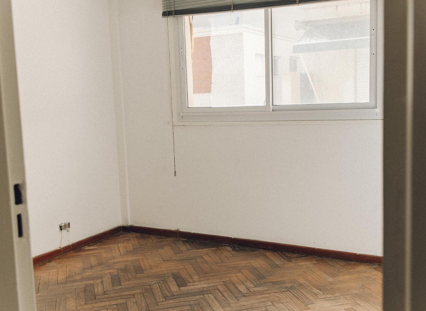 Foto de Muy lindo 3 ambiente con dependencia y Balcon al frente super luminoso, imagen 1