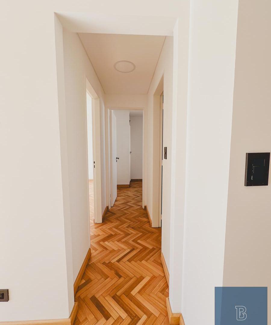 Foto de Muy lindo Departamento de 3 ambientes con Vista abierta sobre Av. San, imagen 4