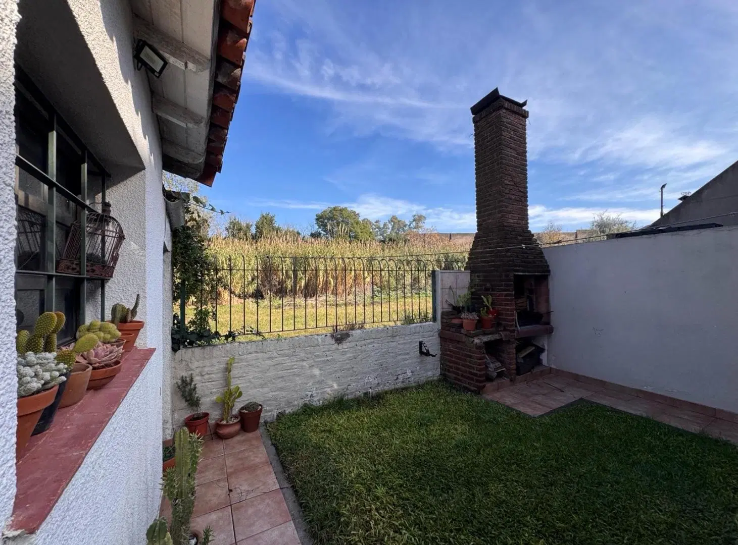 VENTA CASA CIUDAD JARDIN SOBRE CALLE AVIADOR FREDES 140M2 3