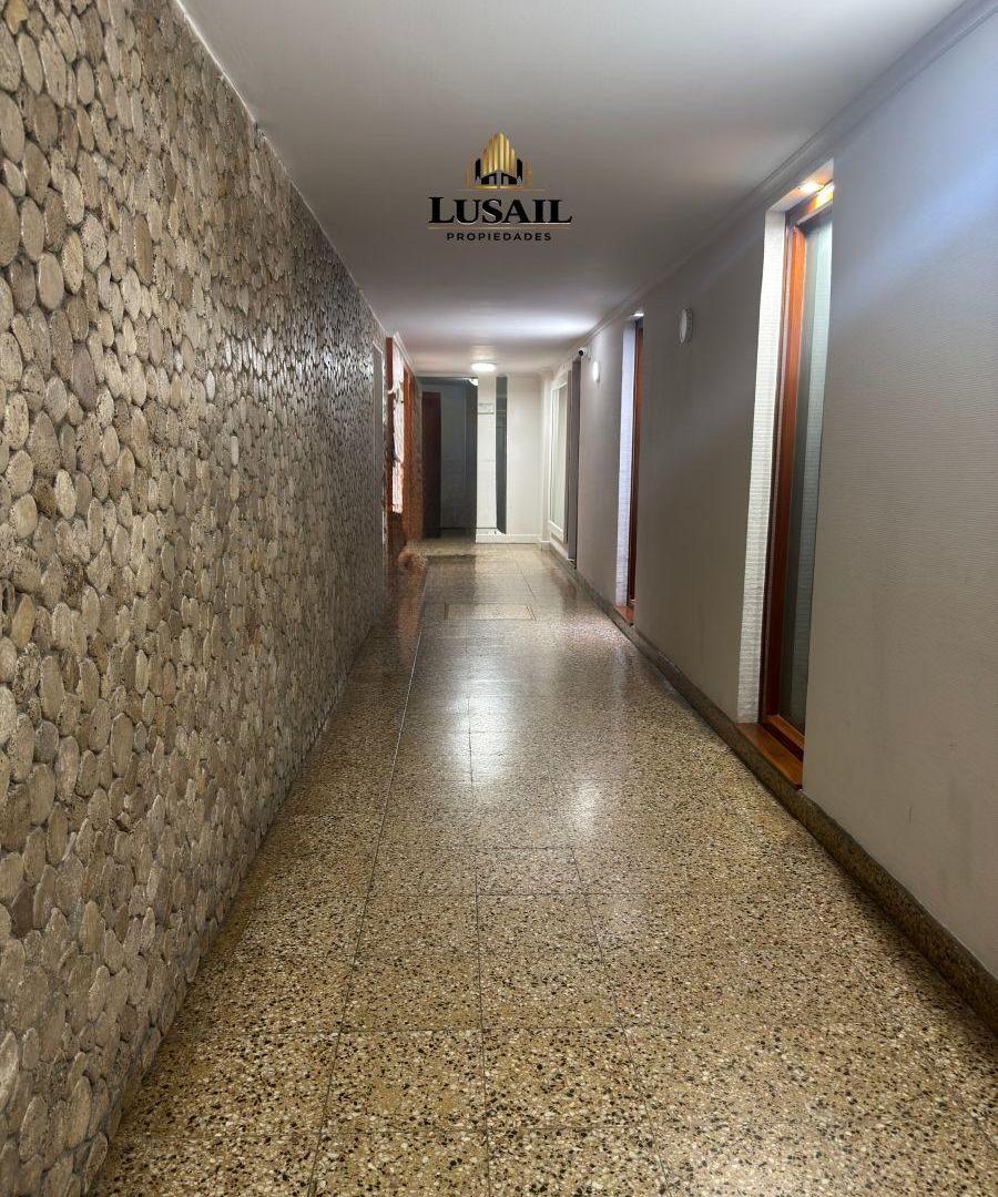 Foto de VENTA | DEPARTAMENTO DE 2 DORMITORIOS – Zona centro Rosario, imagen 2