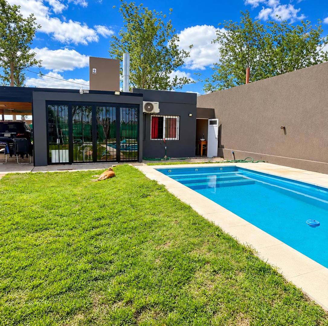 Foto de VENTA CASA 2 DORMITORIOS con PILETA y QUINCHO| TIERRA de SUEÑOS 3 ROLDAN, imagen 3