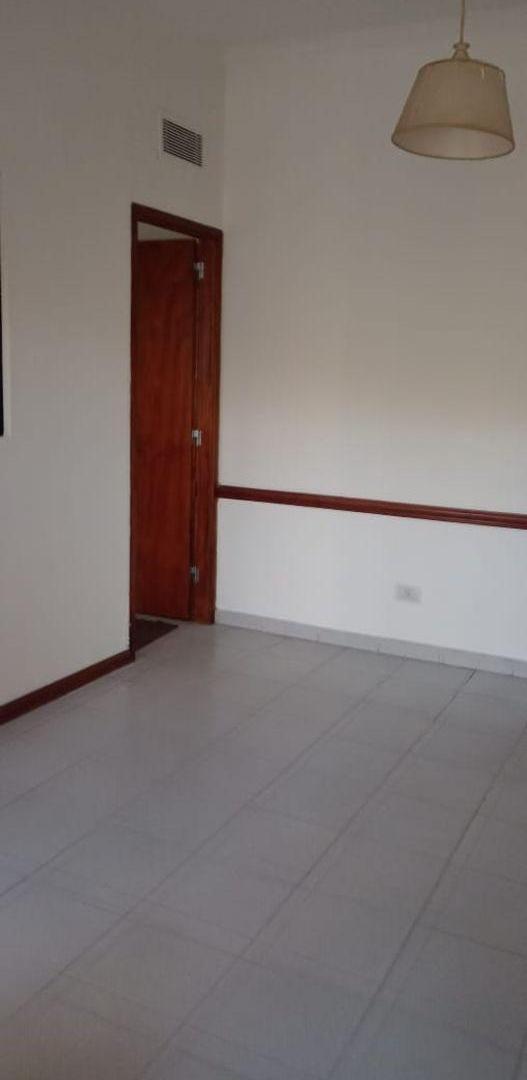 Foto de ALQUILER OFICINAS APTO PROFESIONAL, CONSULTORIOS MEDICOS, ZONA CLINICA, imagen 2