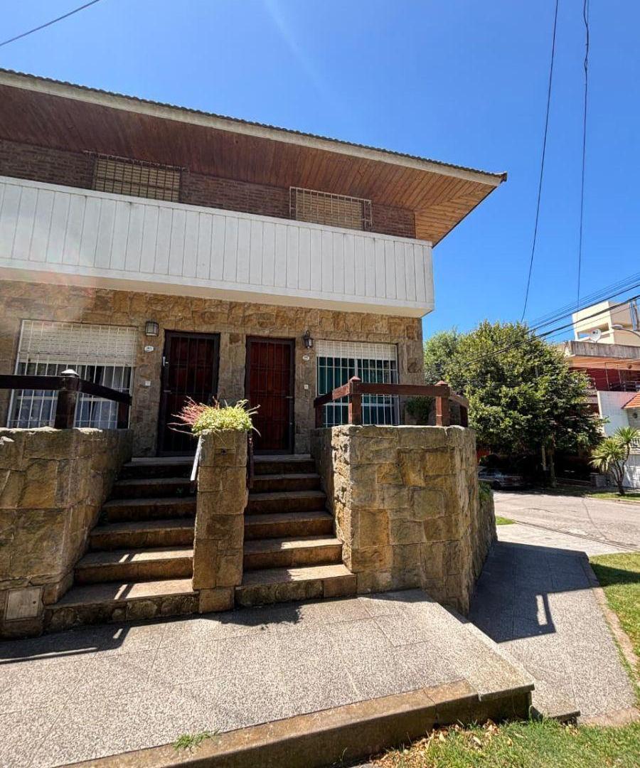 Departamento en venta c/ cochera en Punta Mogotes