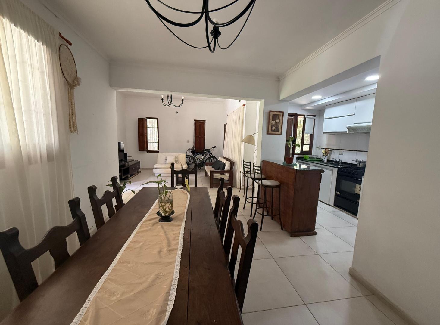 Foto de CASA VENTA 2 DORMITORIOS FUNES ZONA LICEO, imagen 2