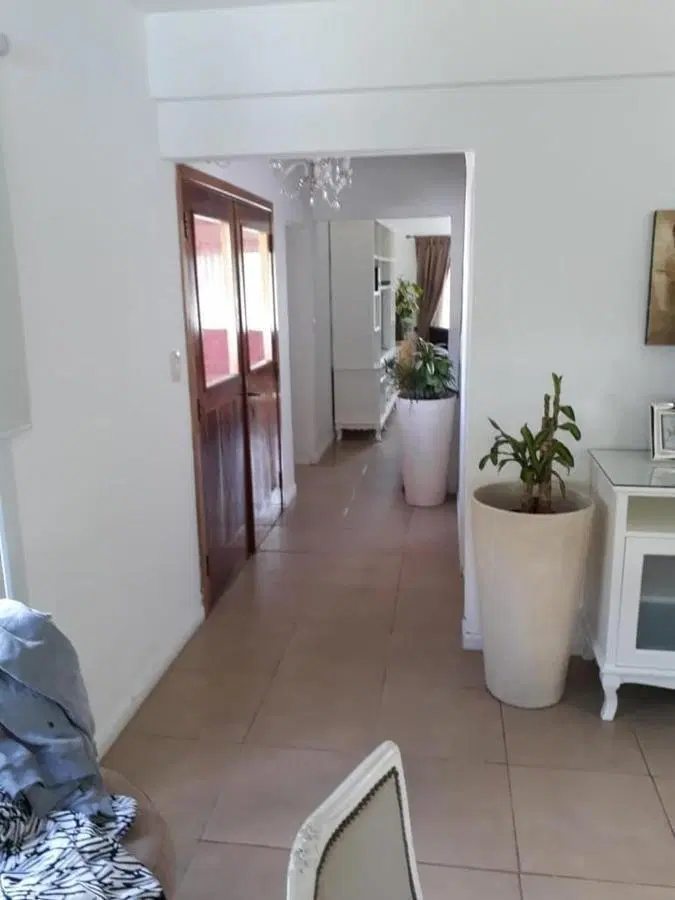 Venta de casa en La Horqueta de Echeverría- Canning 2