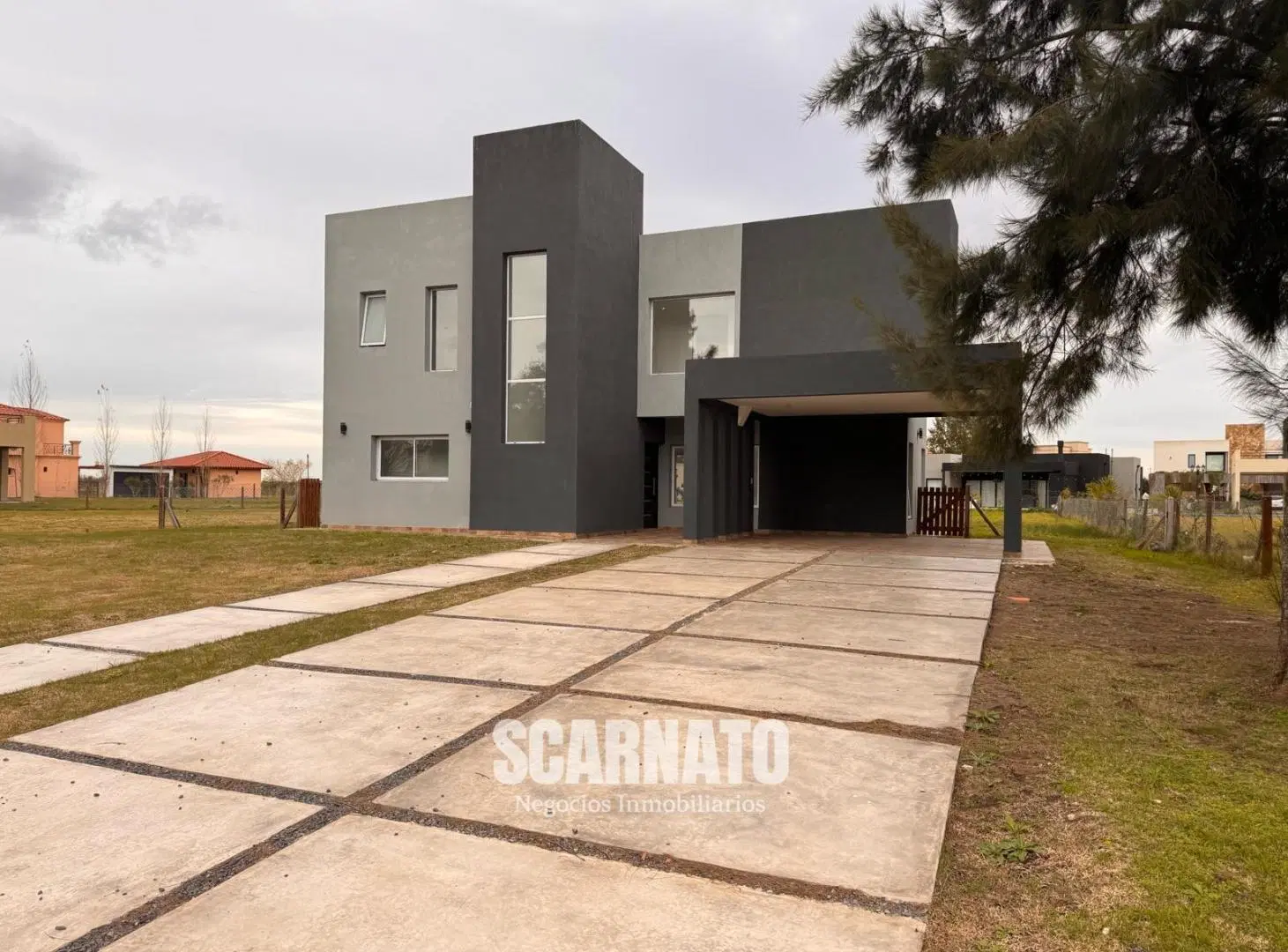 Casa en El Principado 3