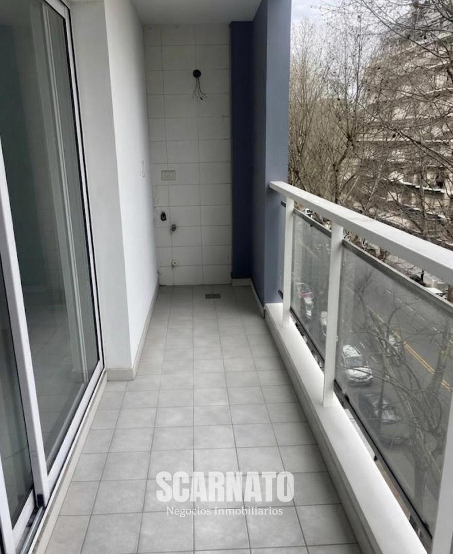 Foto de Departamento monoambiente al Frente con balcón, imagen 2