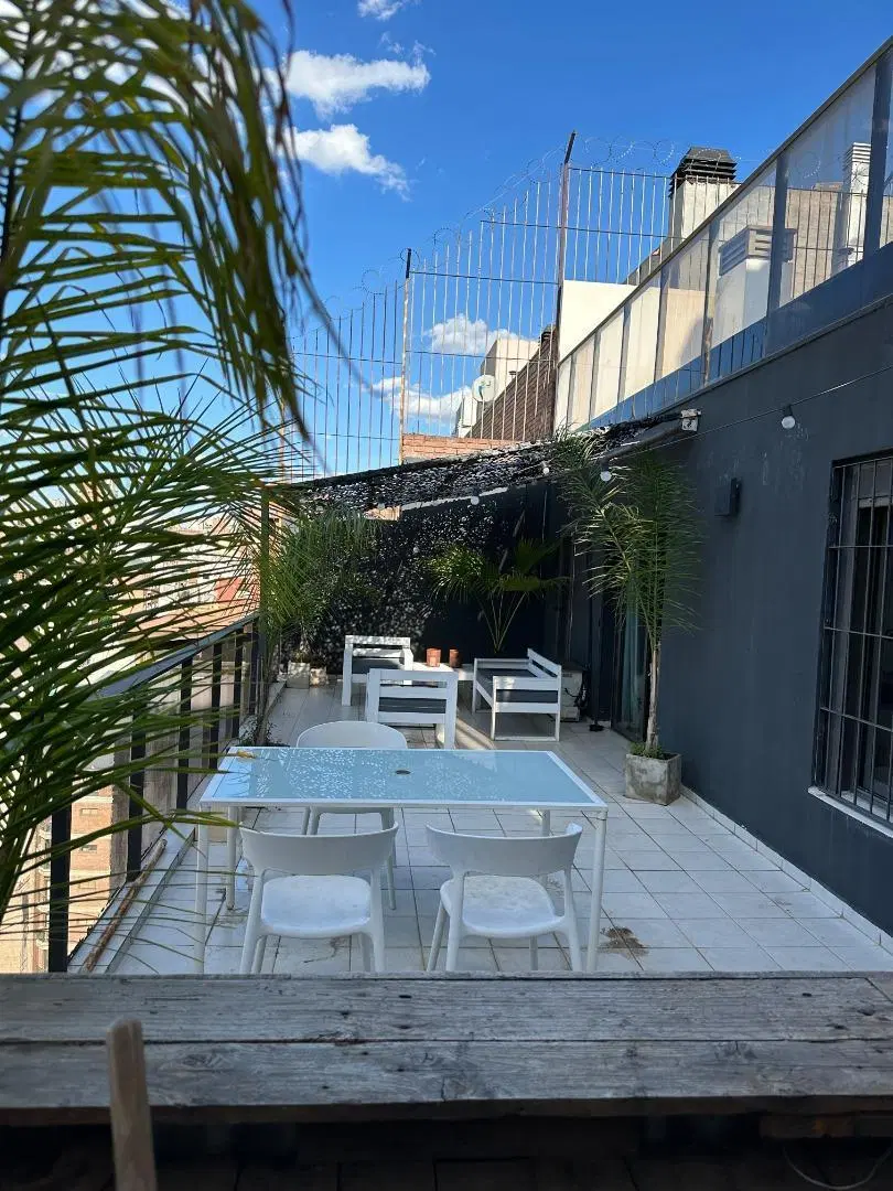 Depto 1 Dormitorio con balcón terraza - Útimo piso - Güemes 1