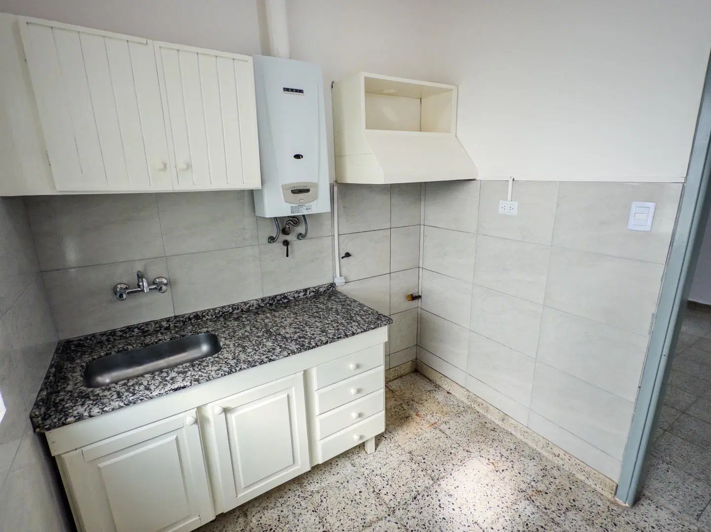 Bº Empalme: Casa 3 Dorm. Apta Uso Profesional/Mixto 2