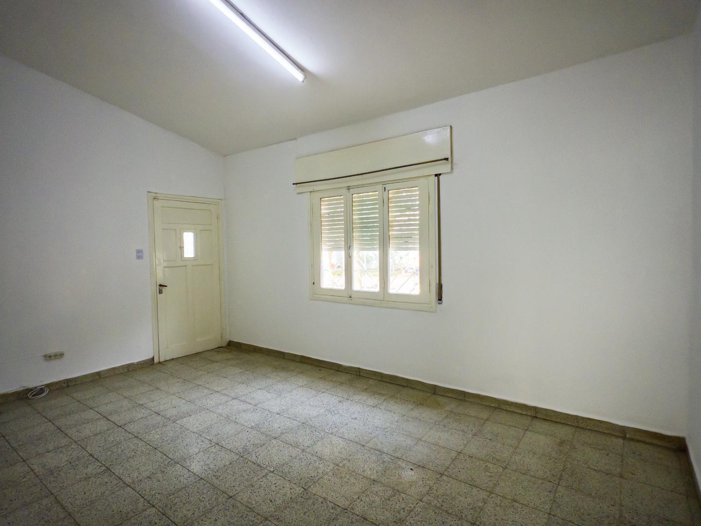 Foto de Bº Empalme: Casa 3 Dorm. Apta Uso Profesional/Mixto, imagen 4