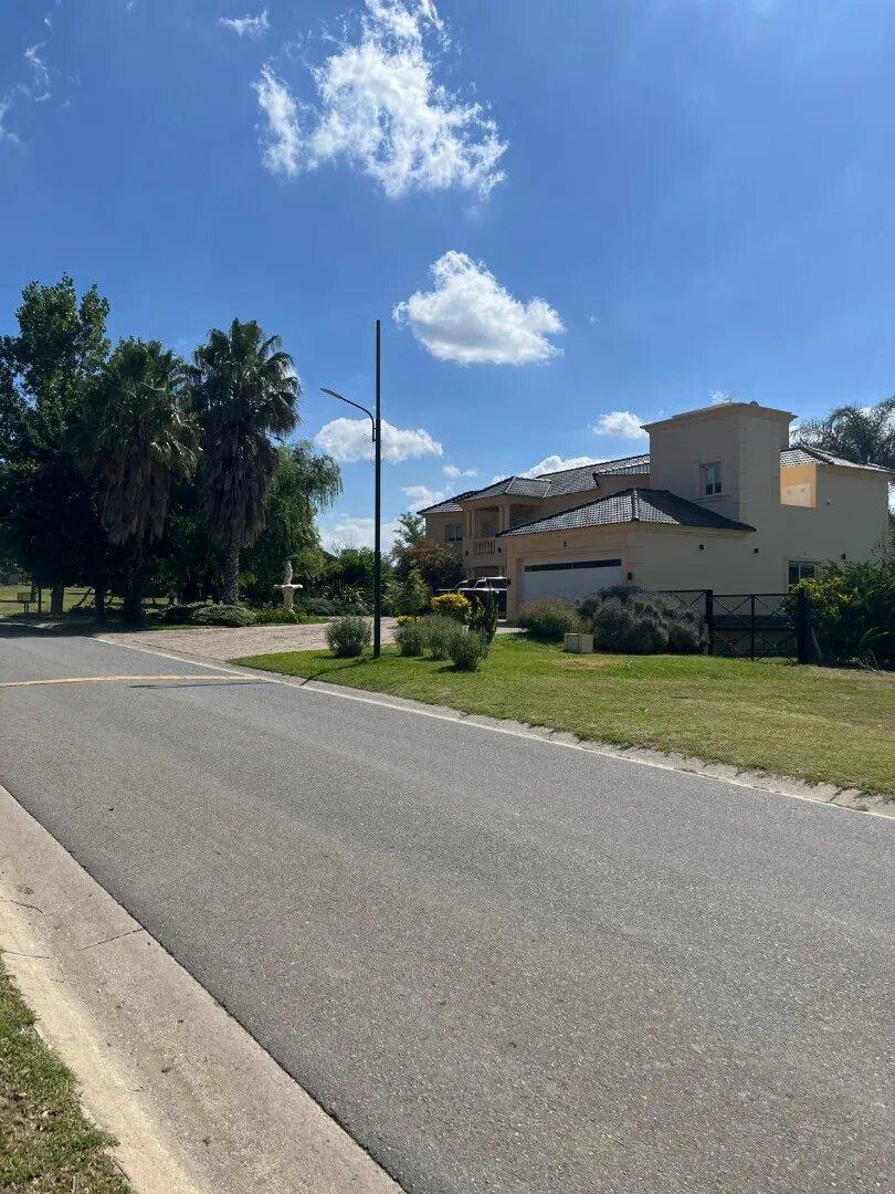 Foto de Lote Premium Fondo Golf 1500m² Con Vistas A La Cancha, imagen 4