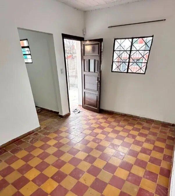 Foto de Casa 2 Dorm. B° Villa El Libertador, imagen 3