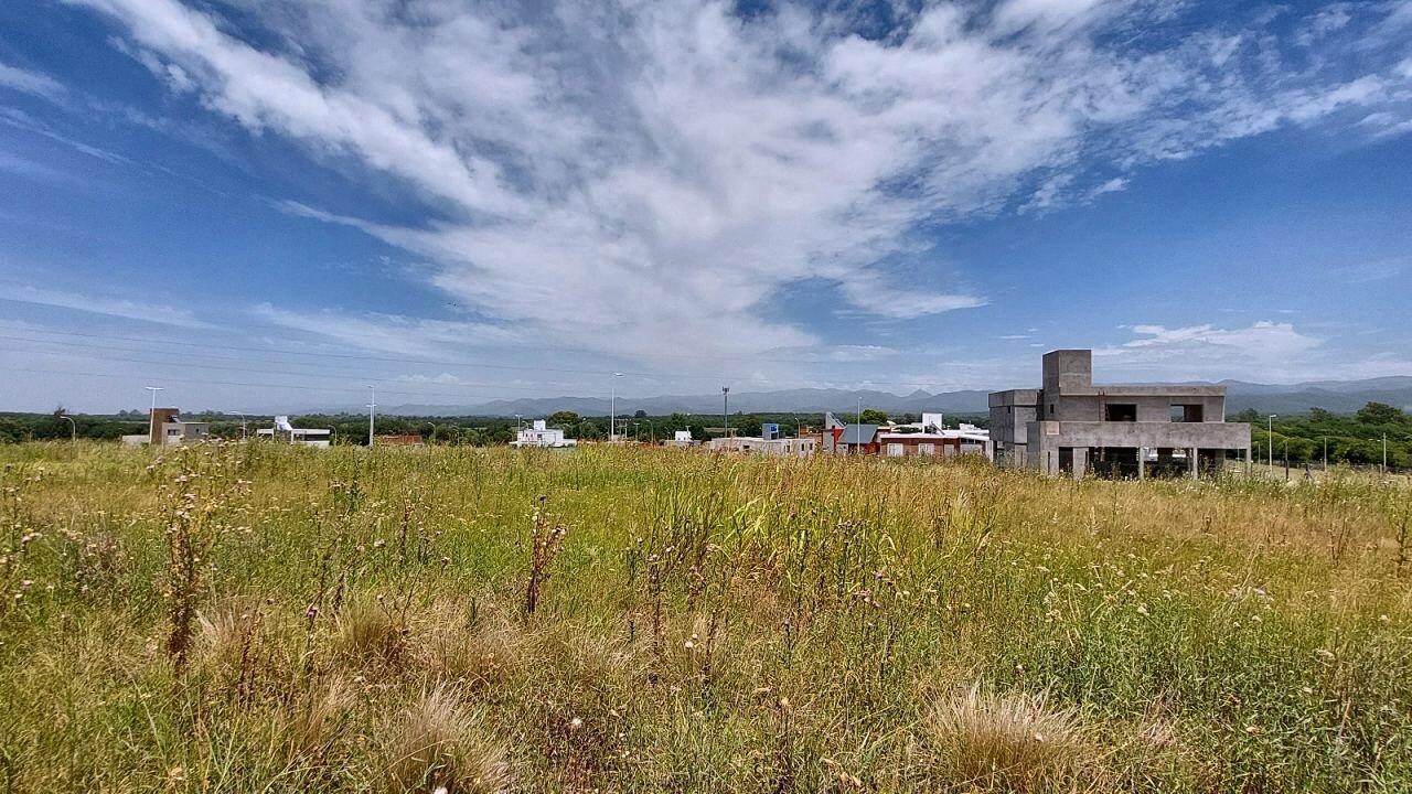 Foto de Lote en venta 571 m² con servicios en Aires del Nordeste, Unquillo · Mz, imagen 5