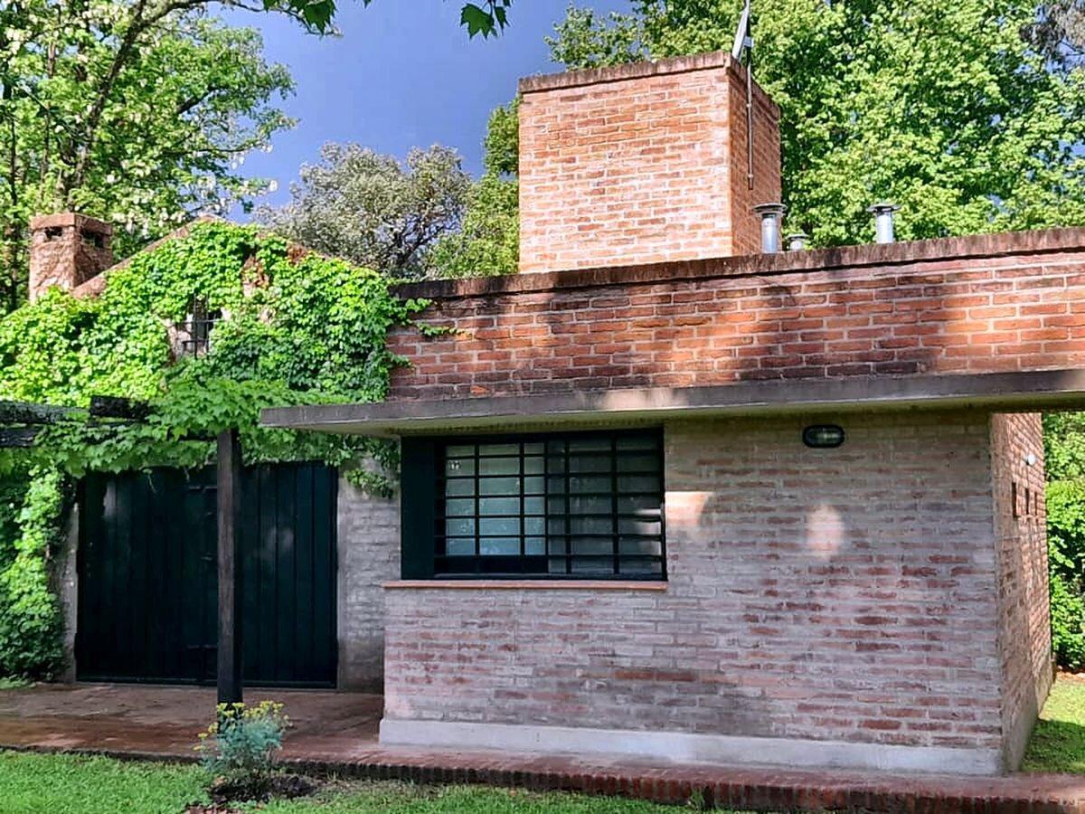 Foto de Casa en venta 2 dorm + quincho, parque de 1.200 m² a 150 m del río, imagen 2