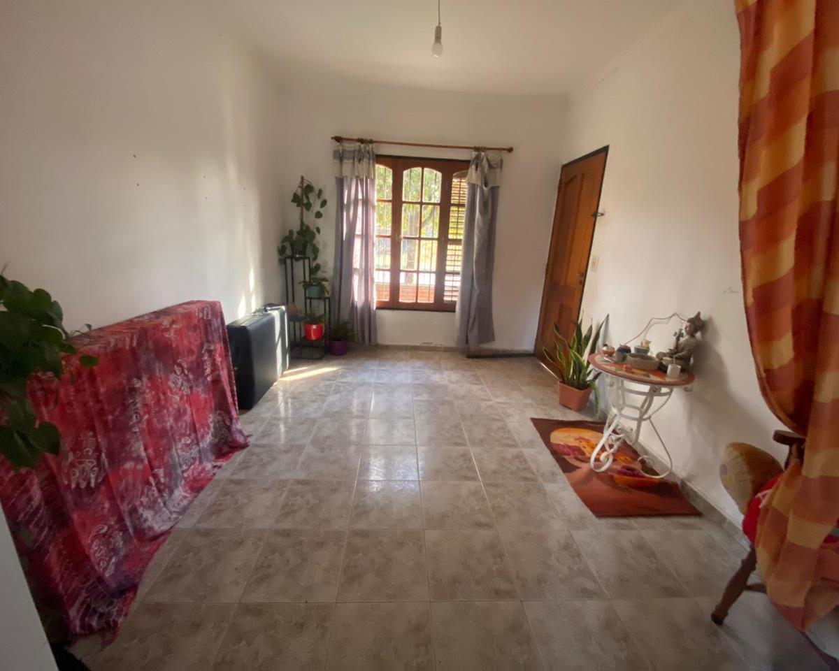 ¡O P o R T U N I D a D! Gran Casa con Depto en Zona Sur! 4