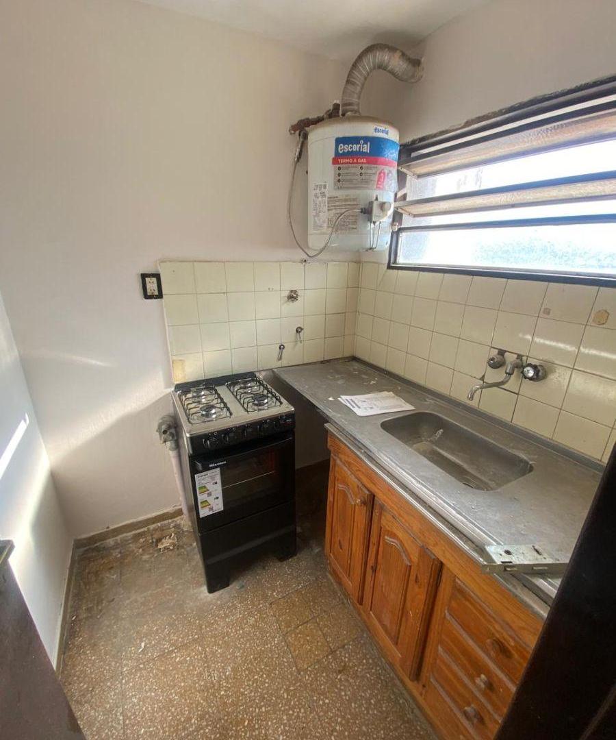 Foto de DEPARTAMENTO DE 1 DORMITORIO, AMPLIO Y LUMINOSO, CENTRO DE LA CIUDAD, imagen 1