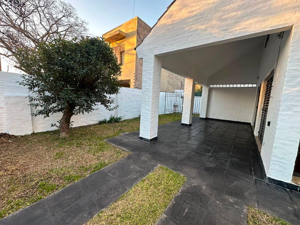 Foto de IMPERDIBLE CASA EN ZONA PREMIUM DE ARGUELLO! IMPUESTOS INCLUIDOS!, imagen 4