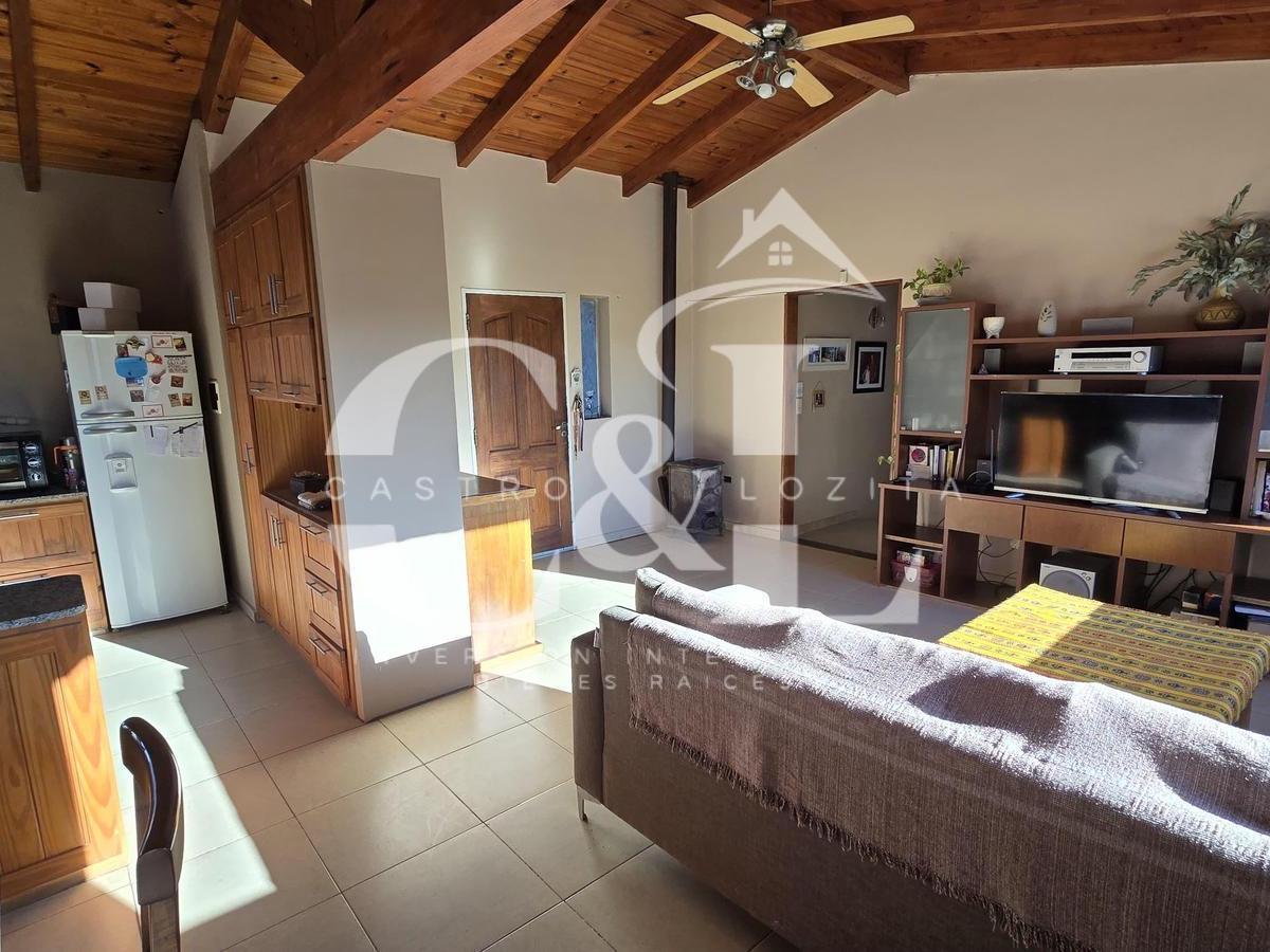 Casa 3 Dor en Terreno de 1.000 M² con Vista a Las Sierras. Villa García - Tanti 1