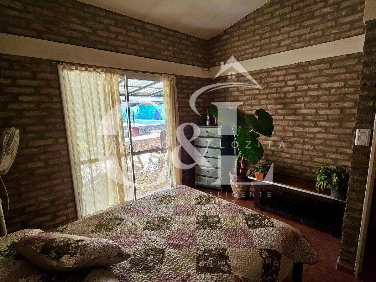 Se Vende Casa 2 Dorm. con Piscina y Quincho en Tanti 4