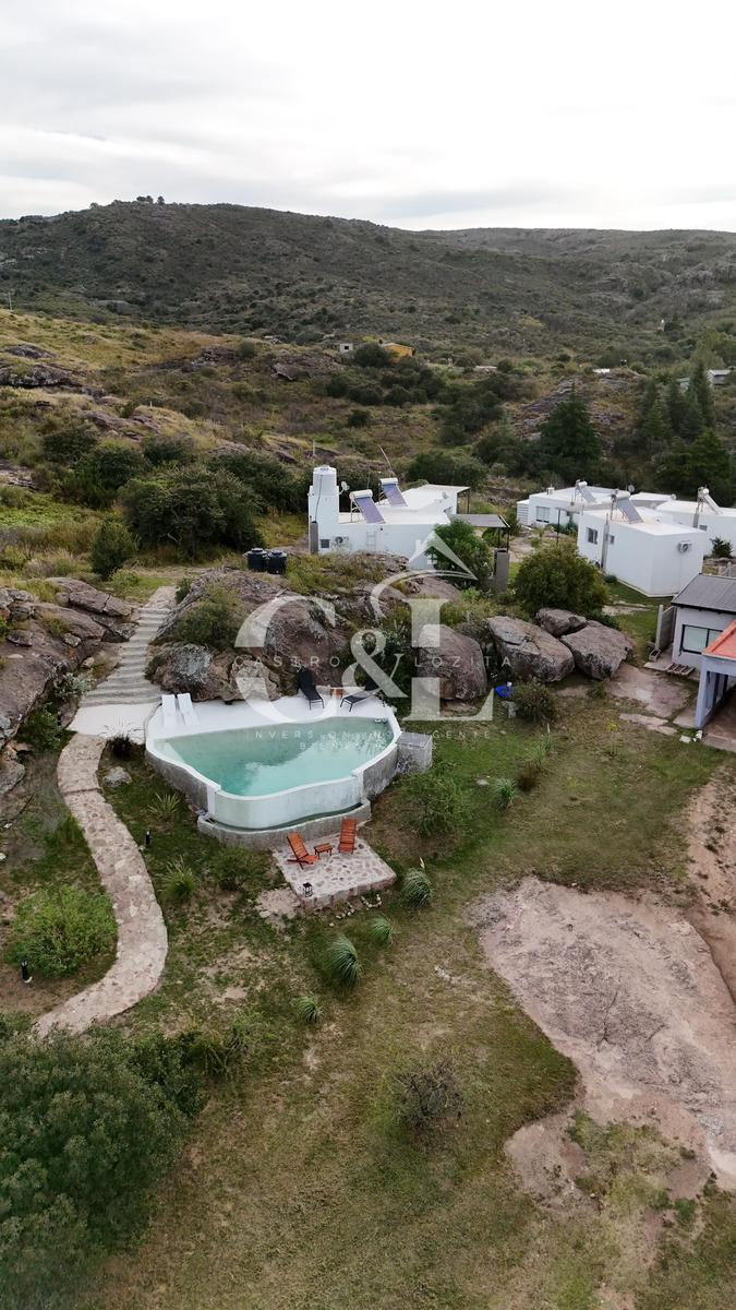 Venta de Complejo de 5 Unidades en Tanti, Ubicado en Barrio Semicerrado "Las Pircas" 3