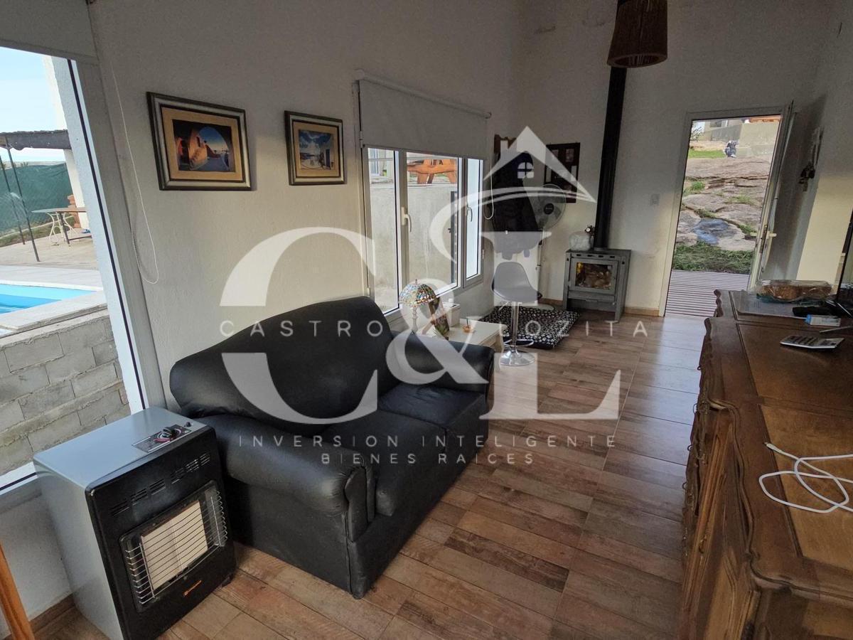 Venta de Complejo de 5 Unidades en Tanti, Ubicado en Barrio Semicerrado "Las Pircas" 1