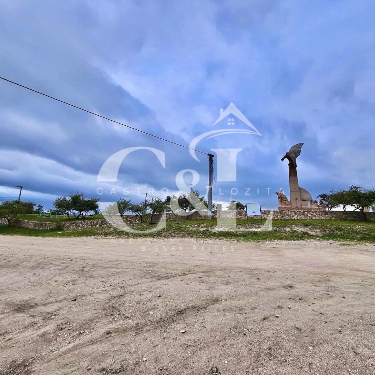 Casa con 913 m² Te Terreno Frente Al Indio Bamba - Estancia Vieja 3