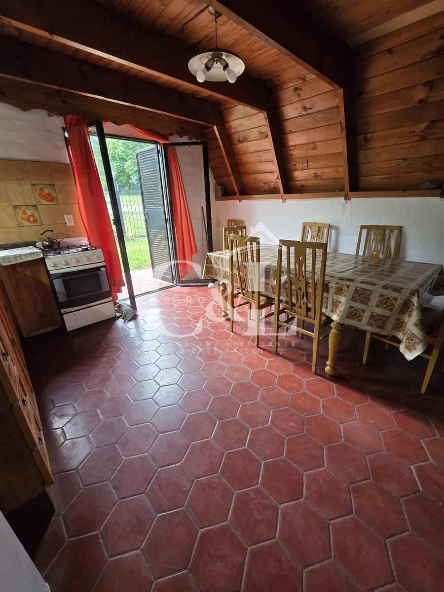 Casa Alpina con Pileta en 720 M² de Terreno. Las Ensenadas, Carlos Paz. Apta Crédito 4