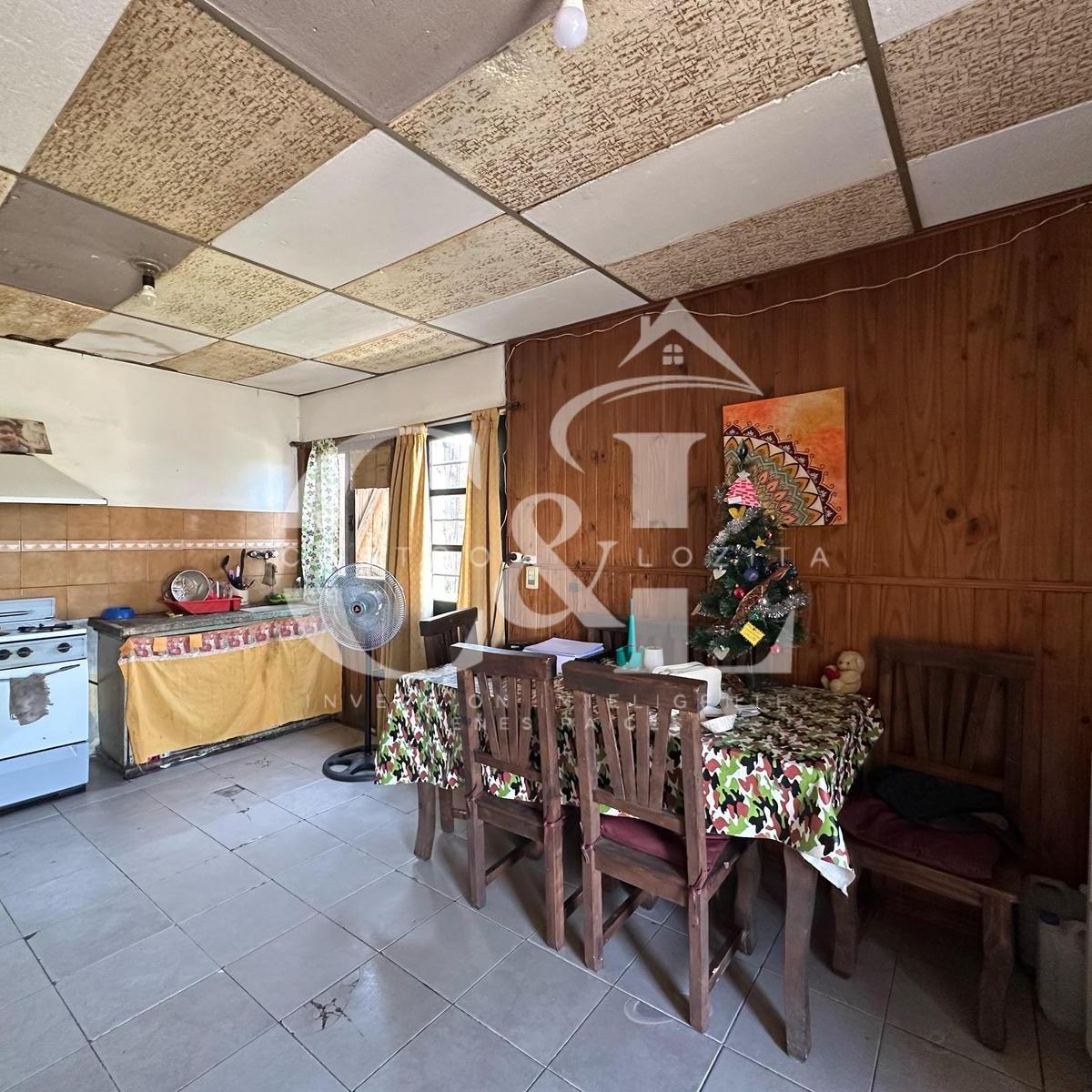 Venta de Casa 3 Dorm. - B° Marimat, Tanti 3