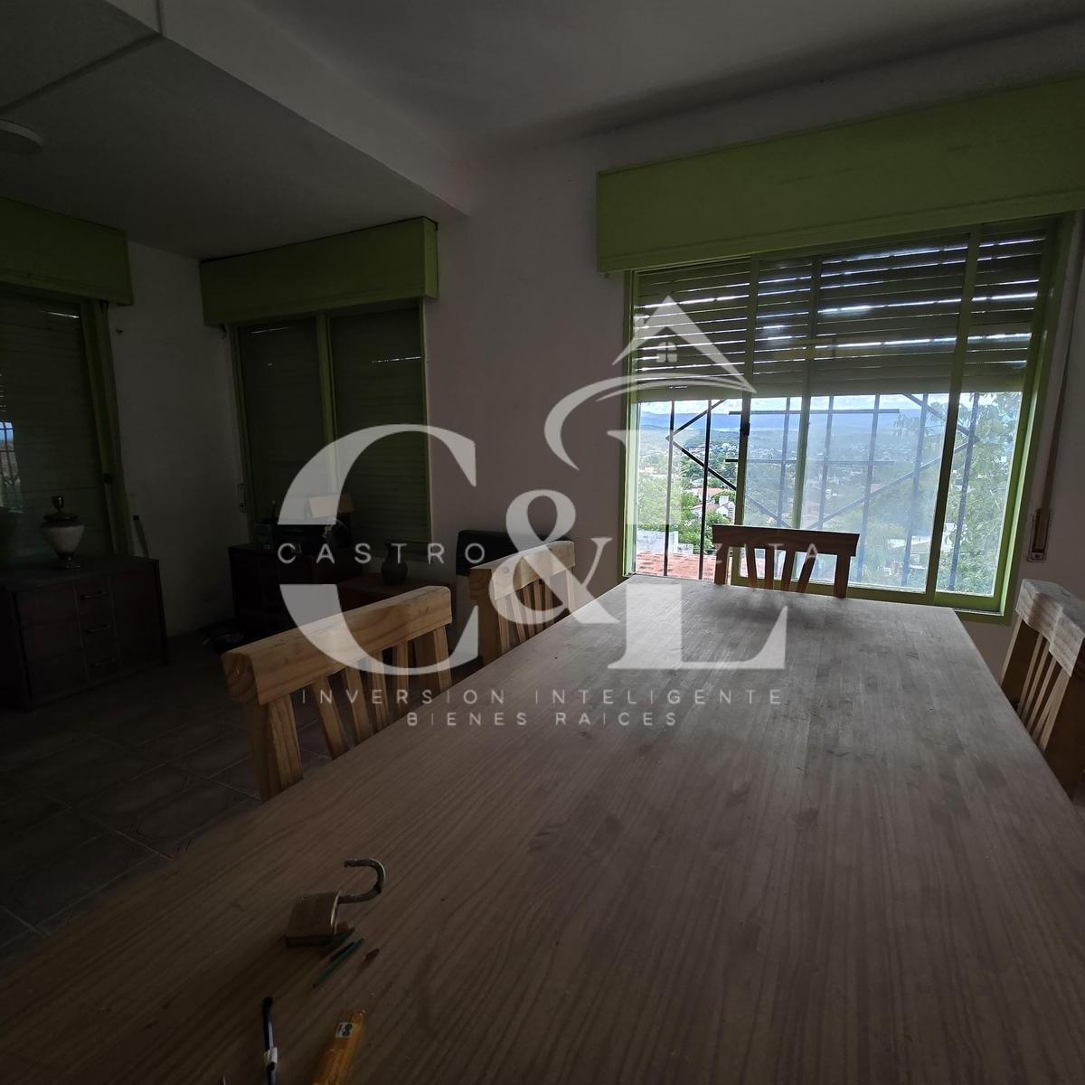 Propiedad Casa de 2 Dor Dpto a Remodelar en B° Malvinas - Carlos Paz 2