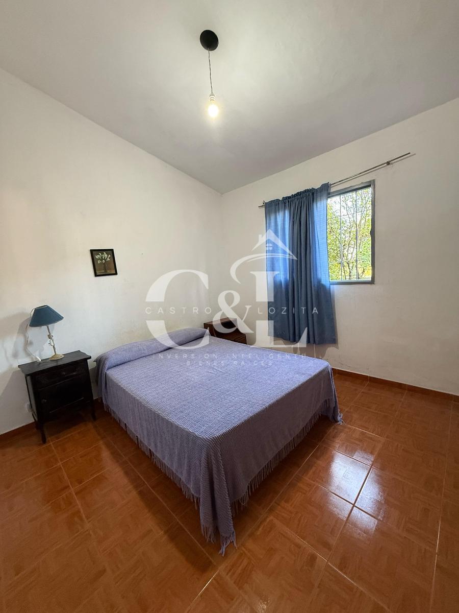 Se Vende Casa de 2 Dorm. en B° Sol y Rio 1