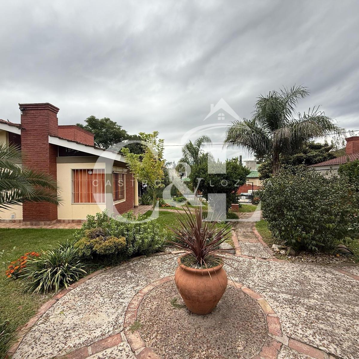 Complejo Turístico de 5 Cabañas C/ Gas Natural, B° Sol y Rio 5