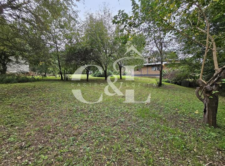 VENTA DE CASA DE CAMPO CON 1.620M² EN ESTANCIA VIEJA 3