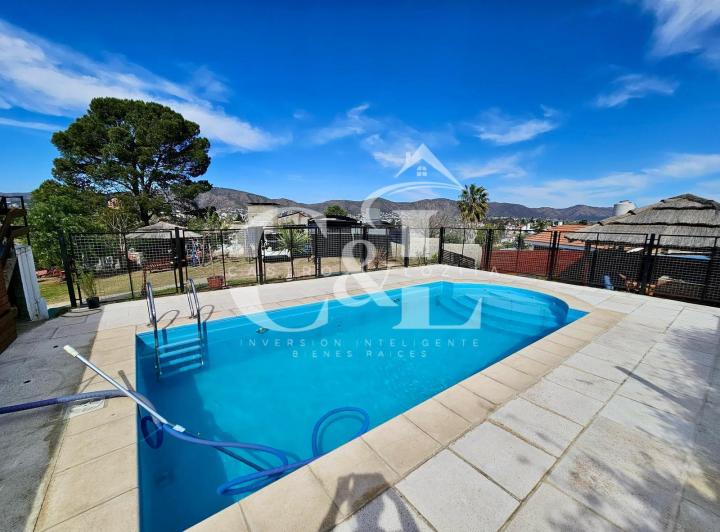 SE VENDE HOUSING/ COMPLEJO TURÍSTICO EQUIPADO, 1170M² DE TERRENO- LA 5TA PRIMERA, CARLOS PAZ 4
